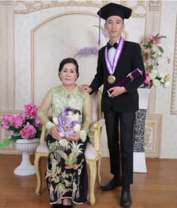 Hansi Muler, Alumni PGSD Universitas Doktor Nugroho Magetan, Guru PPPK Tahun 2024